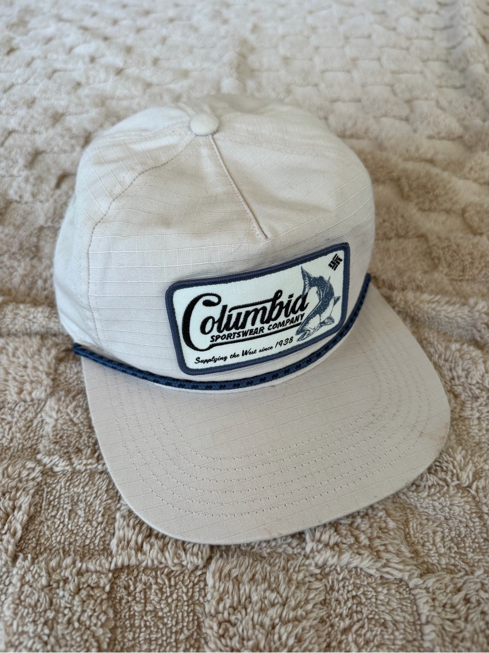 Columbia Unisex Snapback Hat Fishing Trout Patch Rope Cap Cream O/S